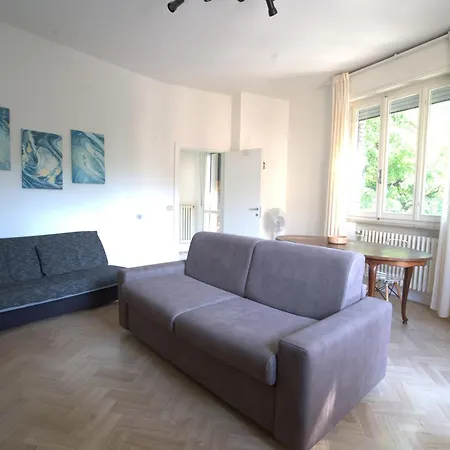 Guesthost - Spacious Flat San Giuliano Mare Apartmán *