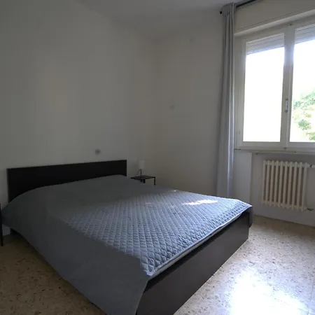 Guesthost - Spacious Flat San Giuliano Mare *